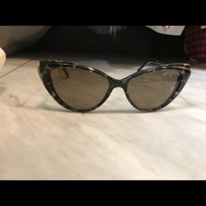 YSL Cat Eye sunglssses